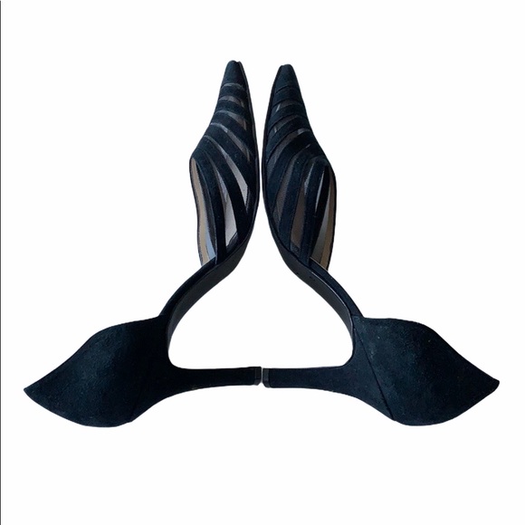 Cristian Black heels closed toe in size 9 - Picture 5 of 7